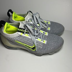 Nike Air Vapormax 2021 Flyknit kids size 4.5Y